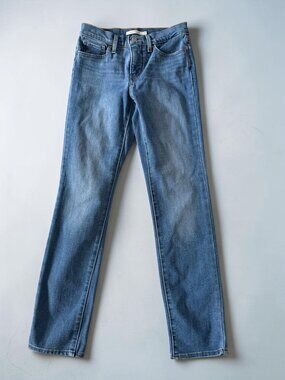Levi's Women's Skinny Jeans - Light Blue Wash